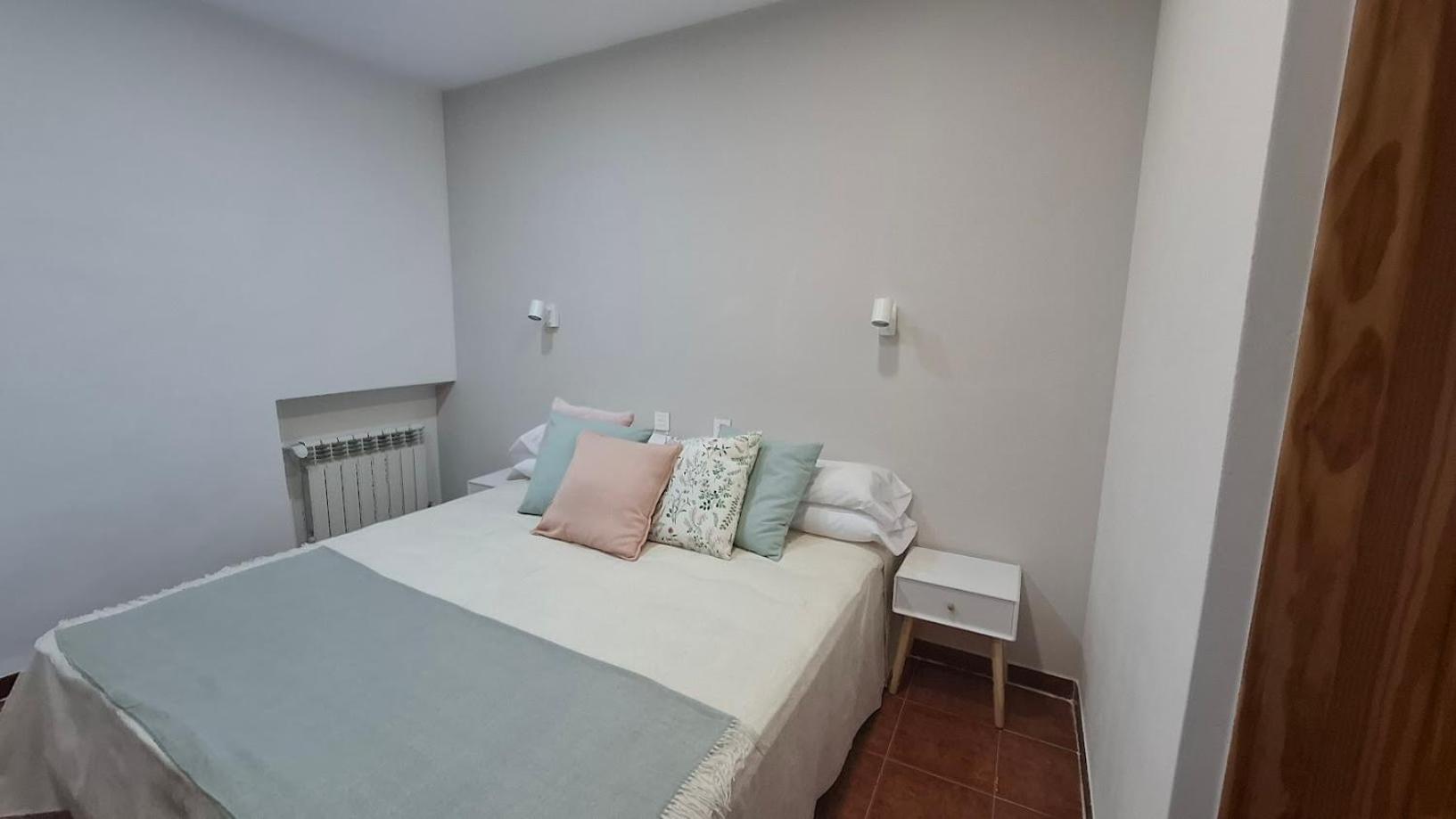 Hostal Bellas Avila Bagian luar foto